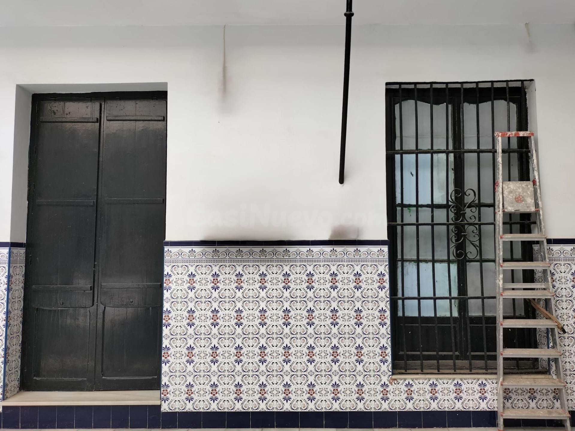 LOCAL COMERCIAL EN EL CENTRO DE CADIZ