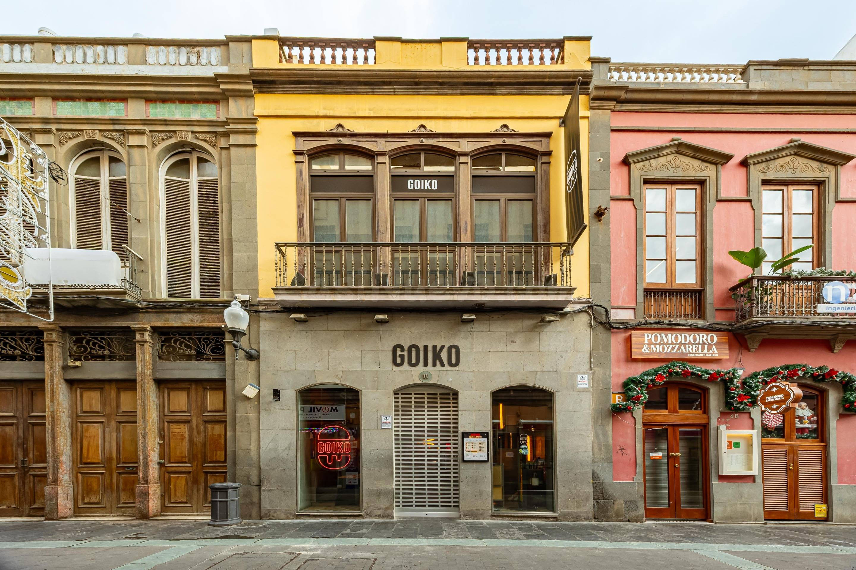 EN VENTA, MAGNÍFICO EDIFICIO REFORMADO EN TRIANA. APTO PARA  - foto 3