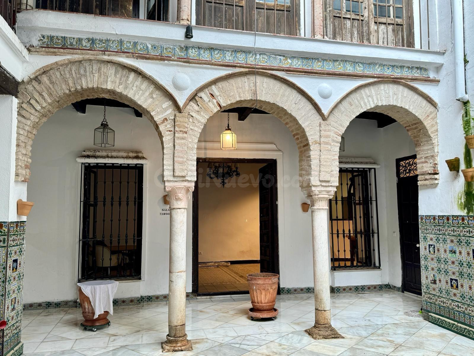 CASA PALACIO EN EL CASCO HISTÓRICO, CORDOBA - foto 2