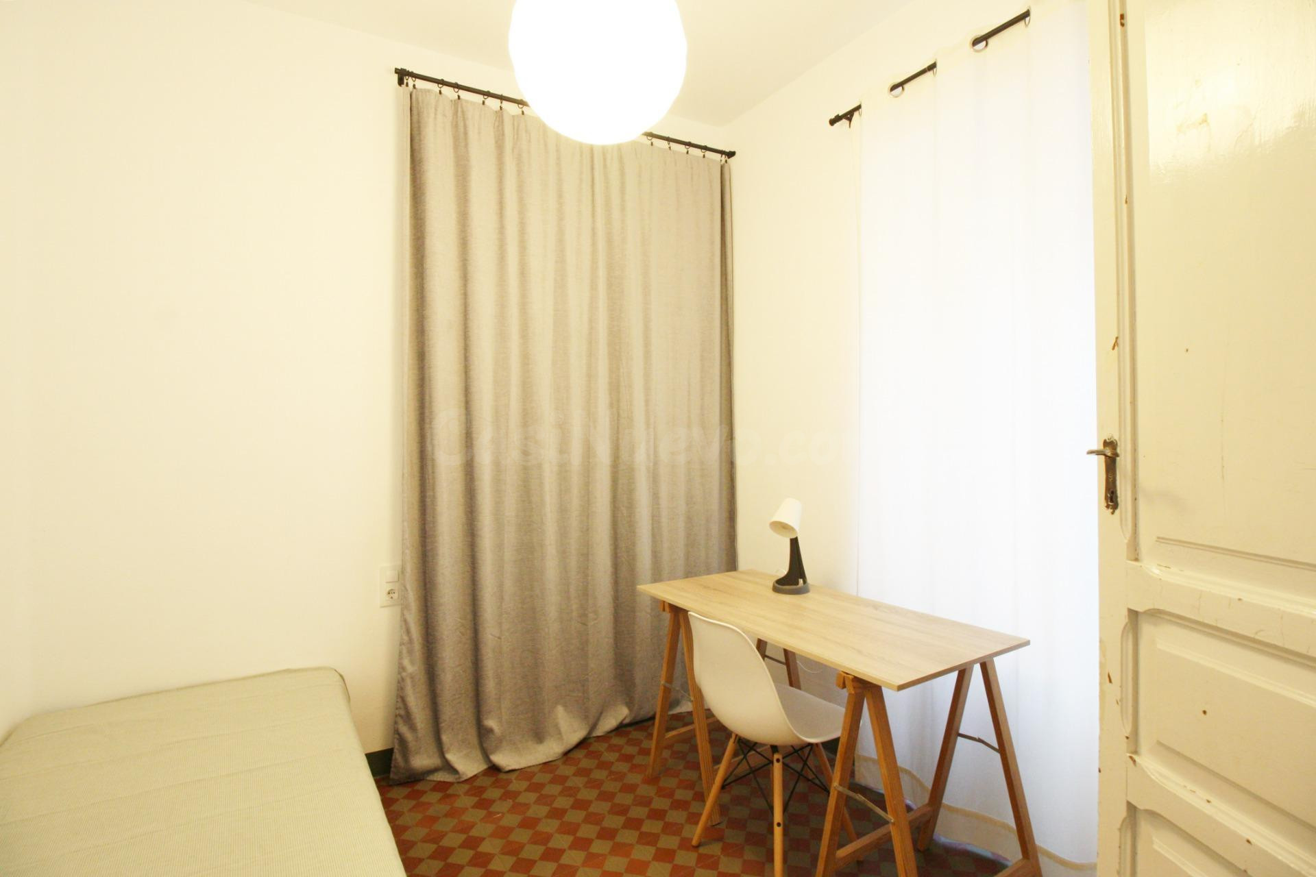 ENCANTADORA VIVIENDA EN ALQUILER EN EL CORAZÓN DE MISLATA - foto 4