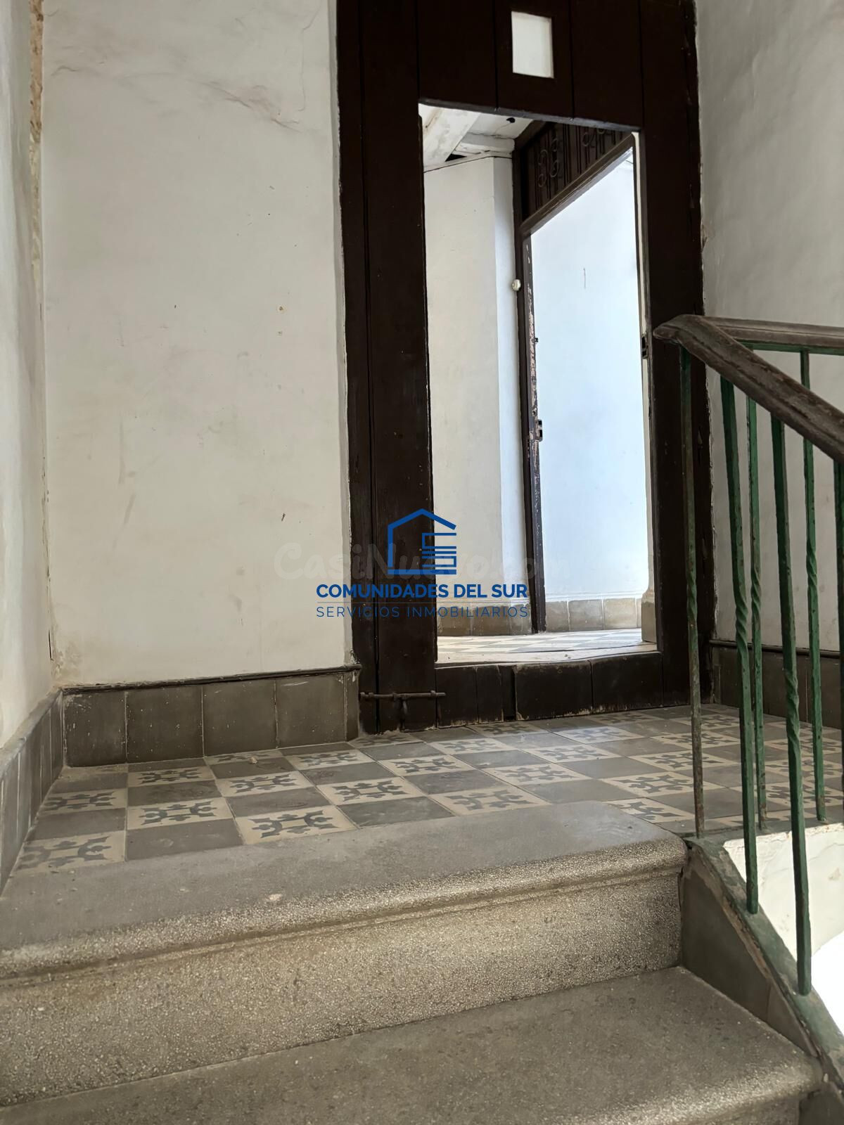 ¡Oportunidad de inversión! Casa a reformar en el centro hist - foto 5