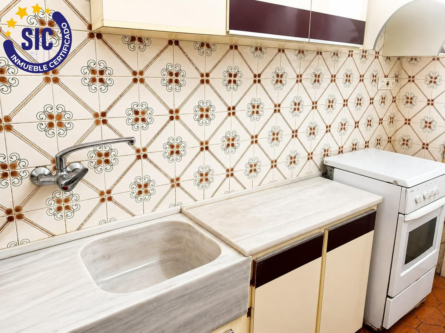 VIVIENDA EN VENTA - IDEAL PARA INVERSORES CON INQUILINO