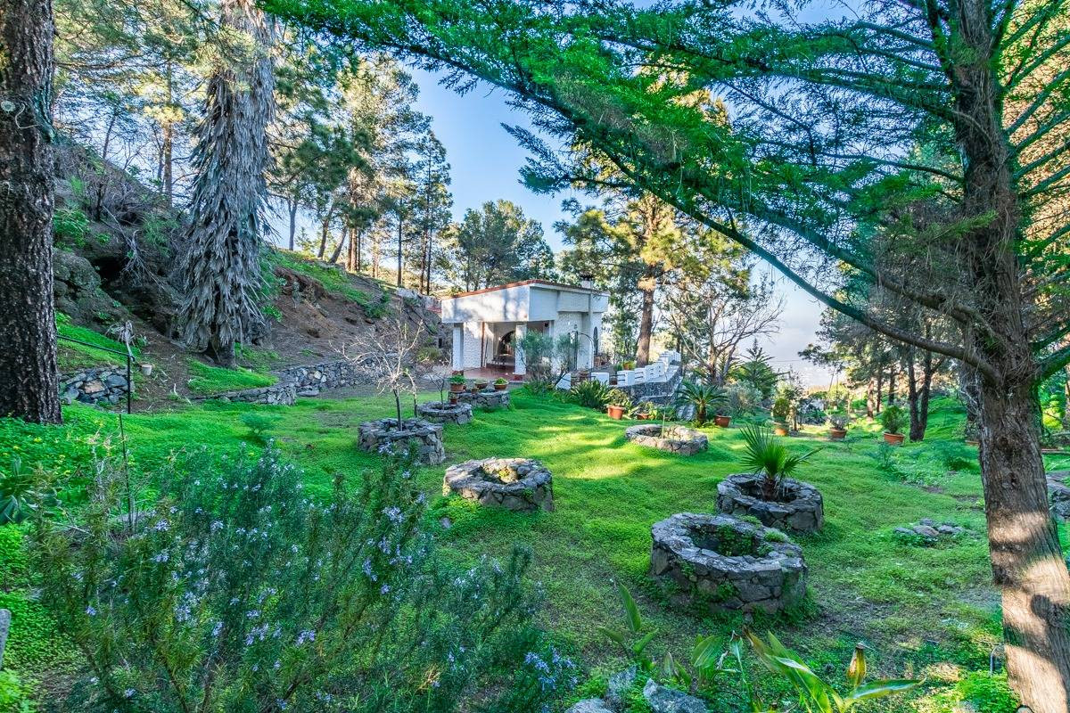 Casa de campo totalmente reformada en una ubicación idílica - foto 2