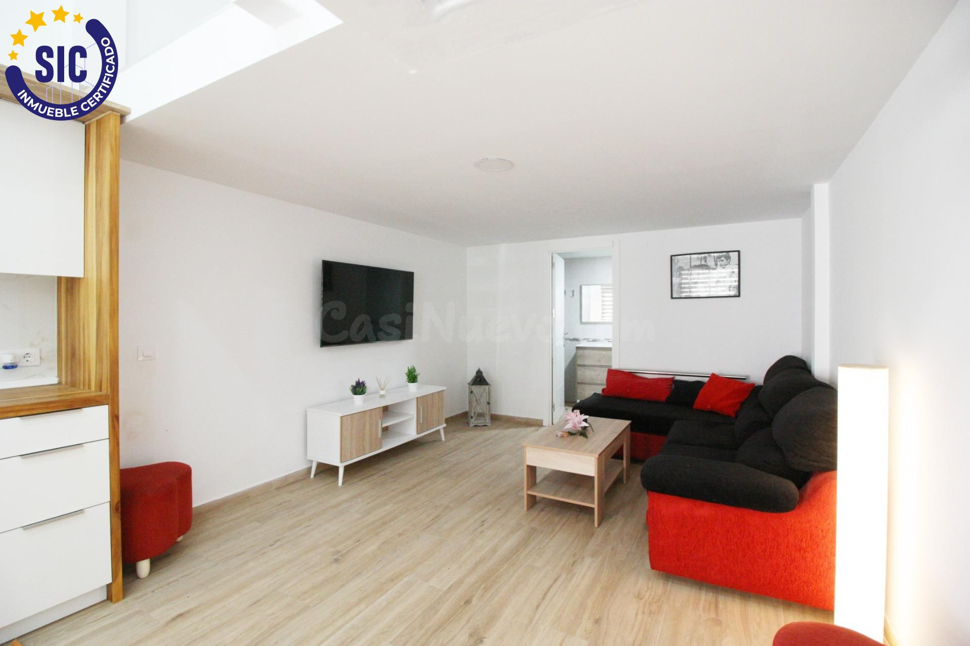 CASA REFORMADA CON GRAN POTENCIAL EN ALAQUAS