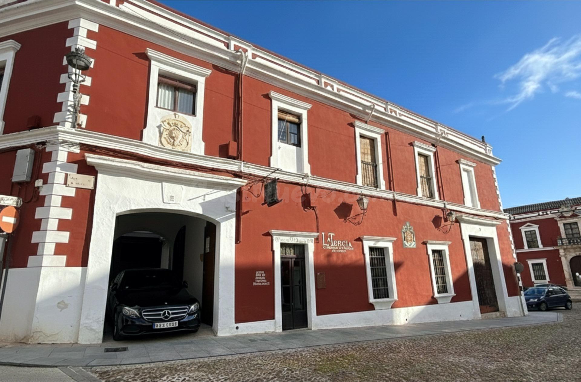 Edificio histórico en Plaza de Armas – Fernán Núñez (Córdoba - foto 4