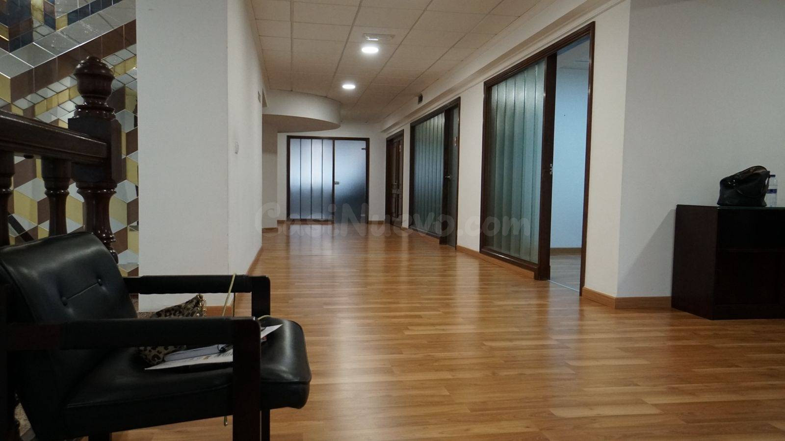 OFICINA EN ALQUILER EN EDIFICIO AMACO - foto 3