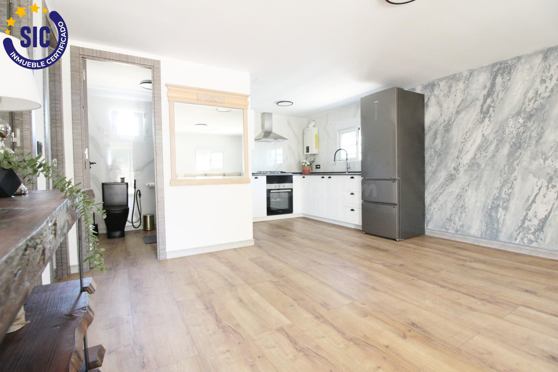 ESTUPENDO CHALET A LA VENTA EN MACASTRE - foto 4
