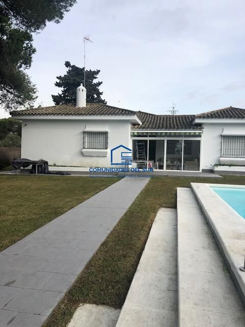 Exclusiva vivienda con piscina en Vistahermosa – ALQUILER TE - foto 2