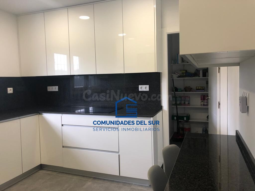 Exclusiva vivienda con piscina en Vistahermosa – ALQUILER TE - foto 4