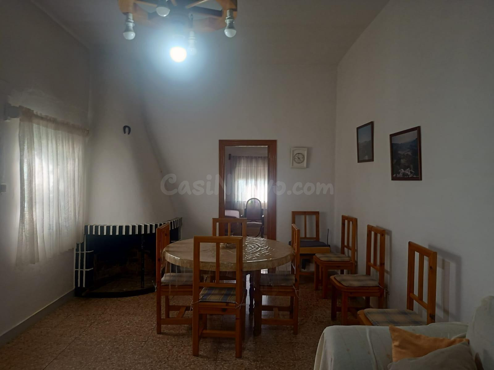 CHALET CON TERRAZA Y ZONA COMUNITARIA A SOLO 4 MINUTOS DE AL - foto 2