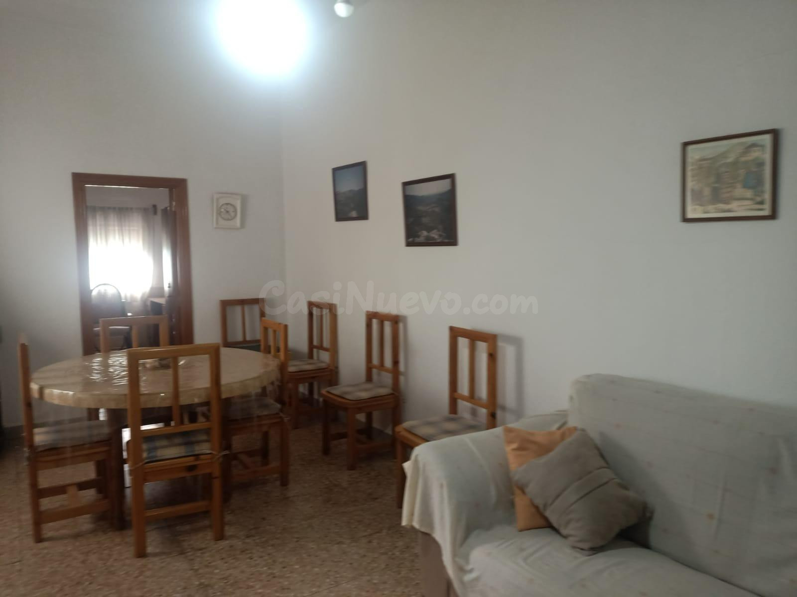 CHALET CON TERRAZA Y ZONA COMUNITARIA A SOLO 4 MINUTOS DE AL - foto 3