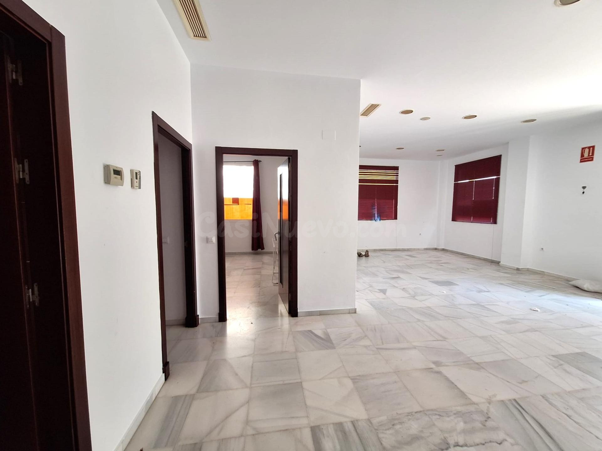 LOCAL COMERCIAL EN VENTA - foto 5
