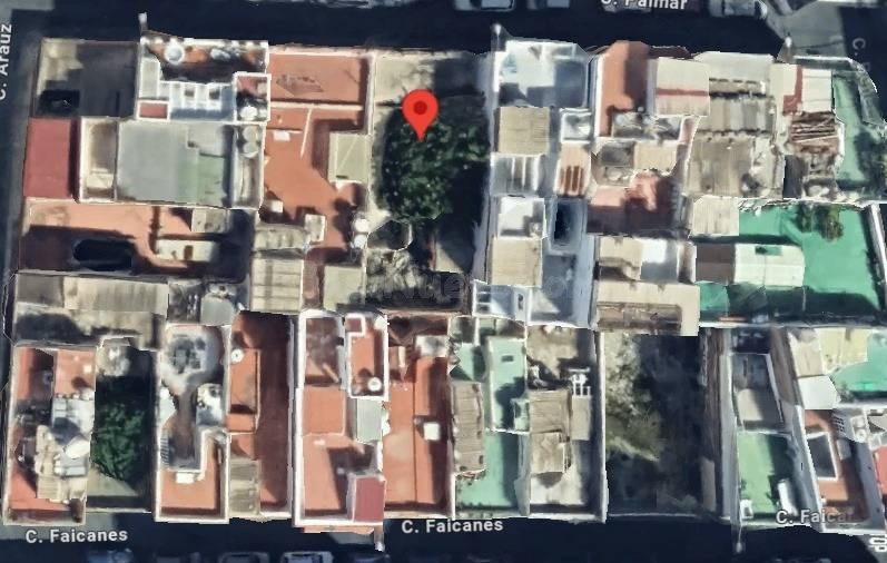 Solar urbano en venta en La Isleta – posibilidad de edificio o vivienda unifamiliar