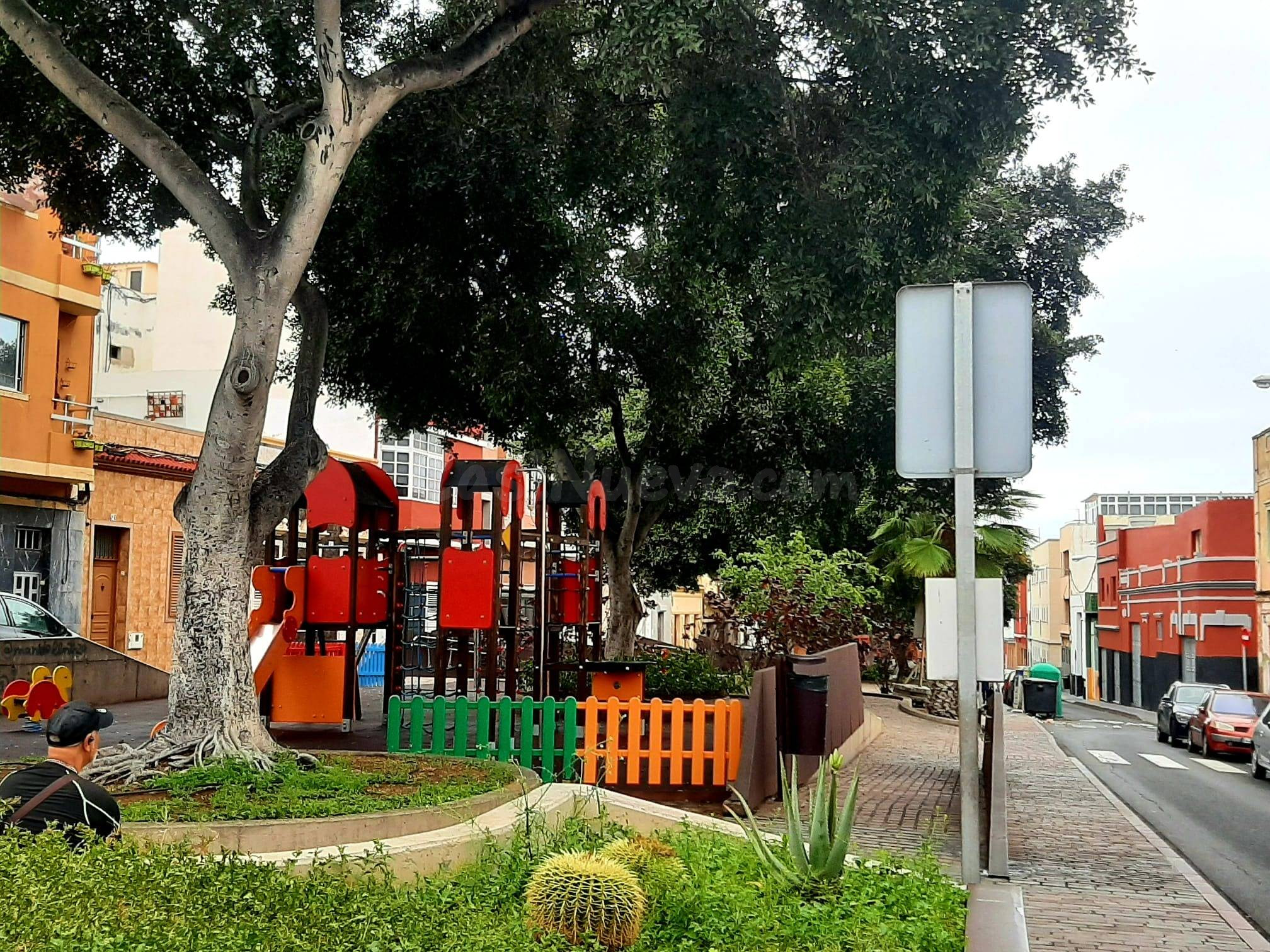 Solar urbano en venta en La Isleta – posibilidad de edificio - foto 2