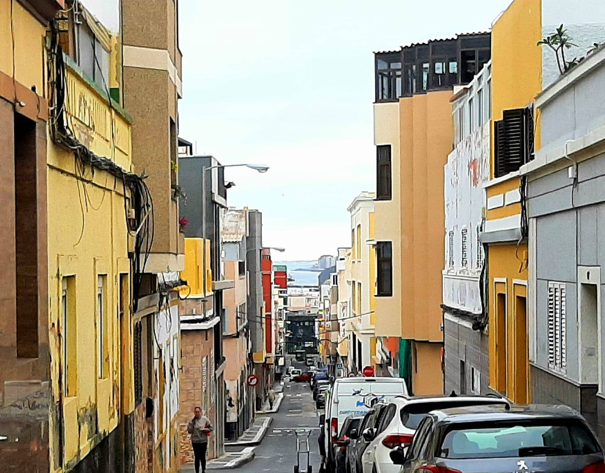 Solar urbano en venta en La Isleta – posibilidad de edificio - foto 4