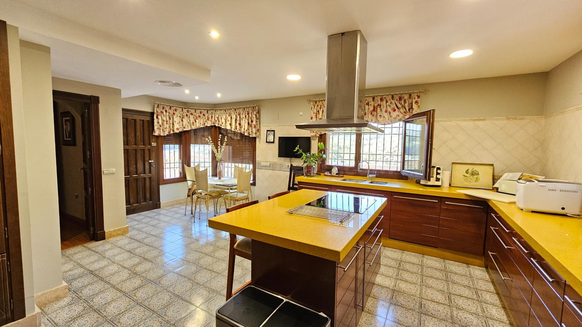 Magnífico Chalet en Plena Sierra de Córdoba - foto 2