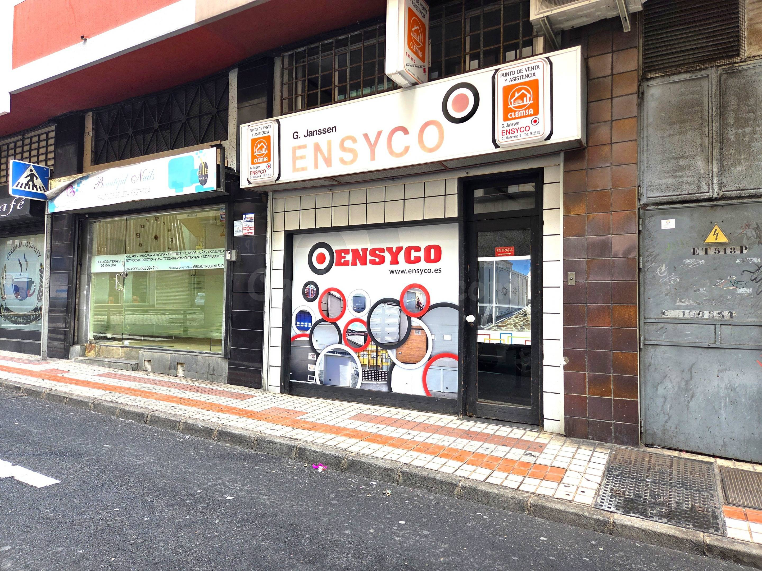 ¡Oportunidad! Venta de negocio rentable, Ensyco, puertas de garaje