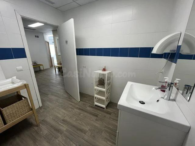 LOCAL COMERCIAL CON 166M2 EN RENTABILIDAD - foto 3