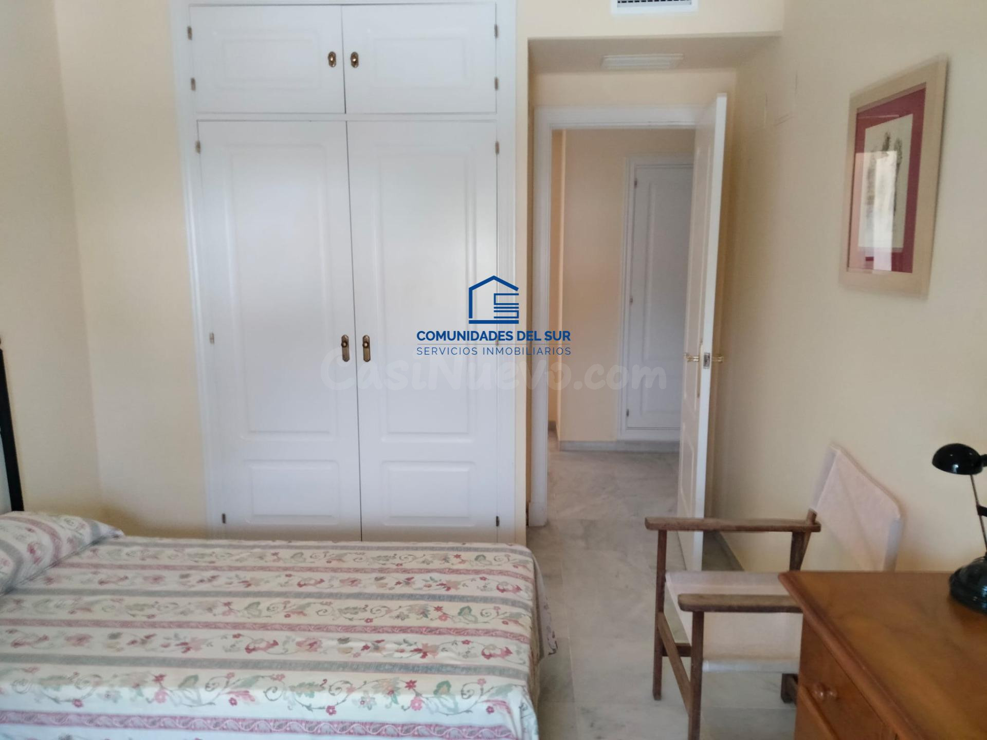 Amplia casa en alquiler con jardín, terrazas y garaje en res - foto 3