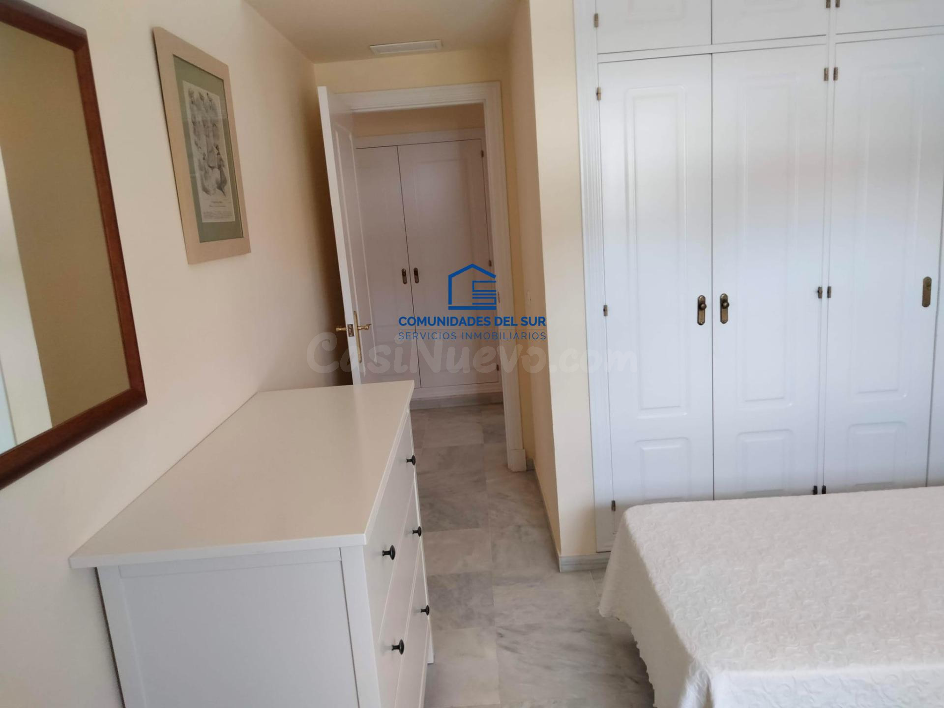 Amplia casa en alquiler con jardín, terrazas y garaje en res - foto 4