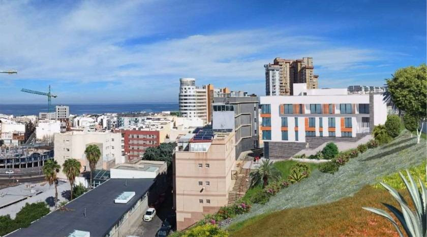 Solar con proyecto y licencia en Guanarteme. - foto 2