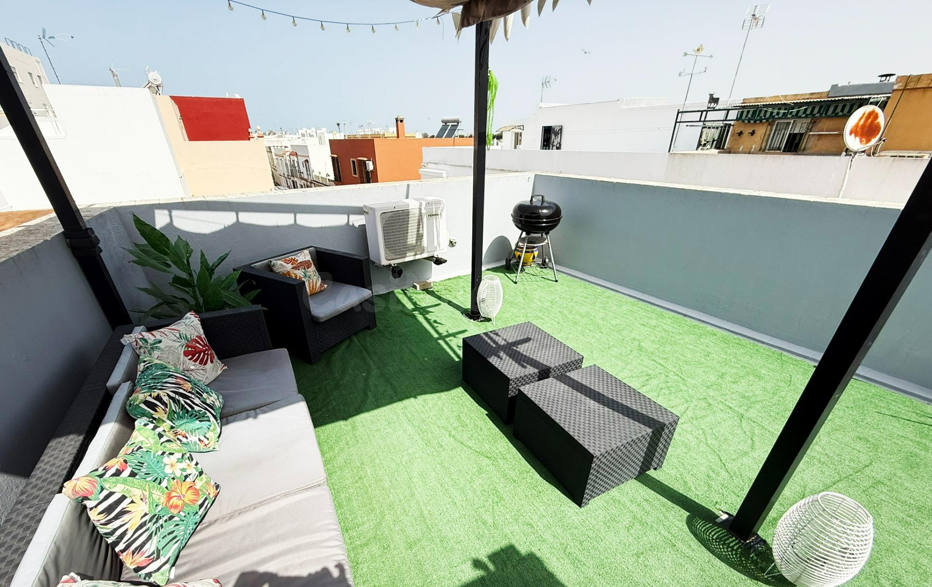 Casa amplia y con encanto en el Corazón de Puerto Real - foto 2