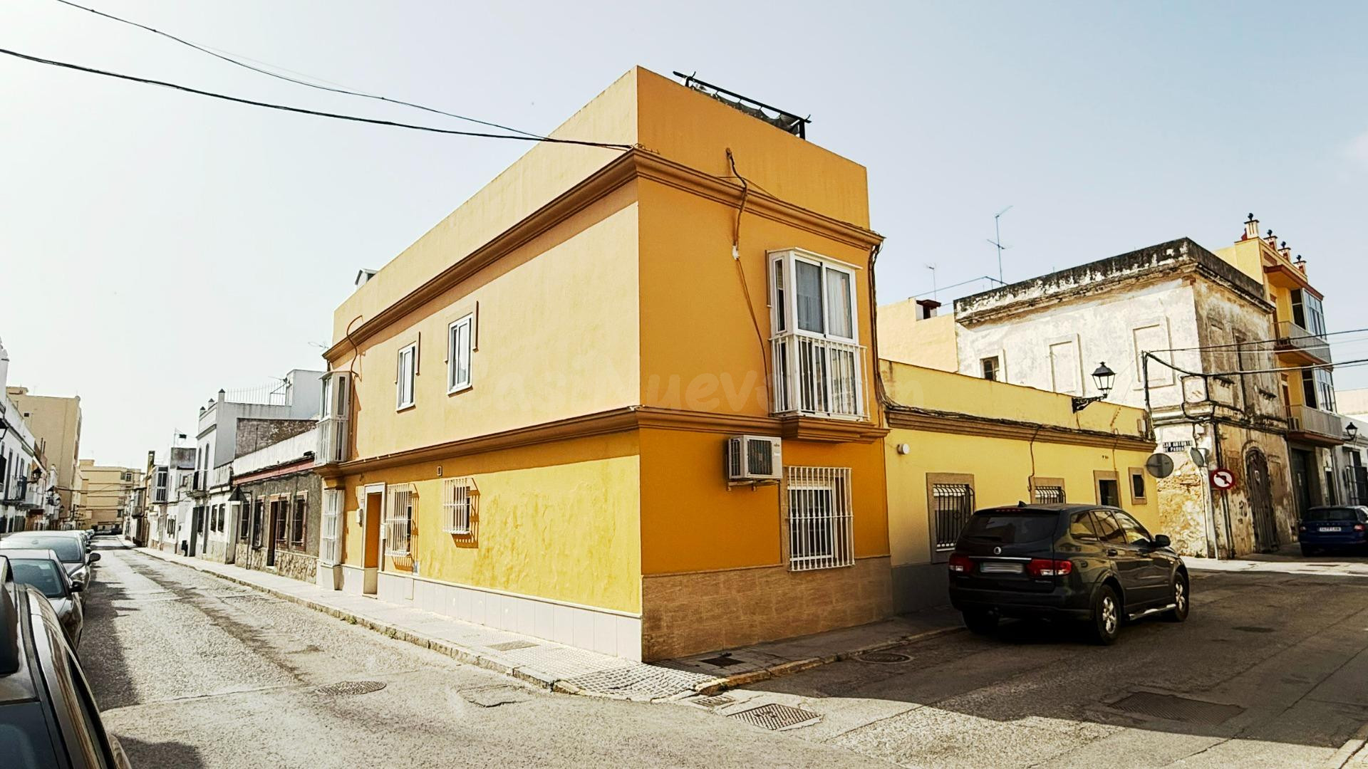 Casa amplia y con encanto en el Corazón de Puerto Real - foto 3