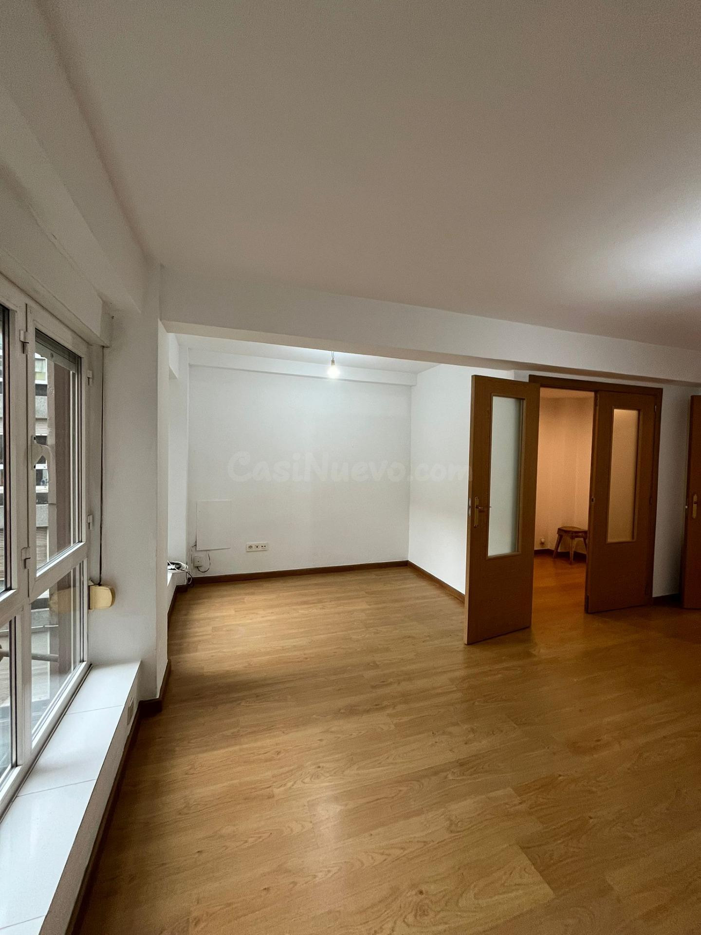 PISO EN VENTA EN PLAYA DE SAN LORENZO, DE GIJÓN - foto 2