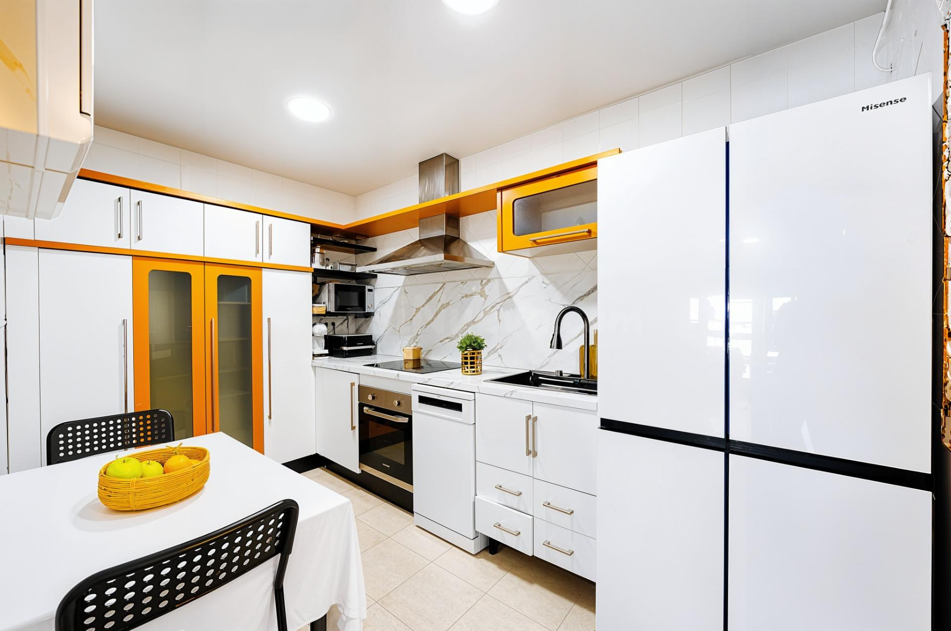 ✨ ¡Un hogar con muchas posibilidades! Luminoso piso de 3 hab - foto 4