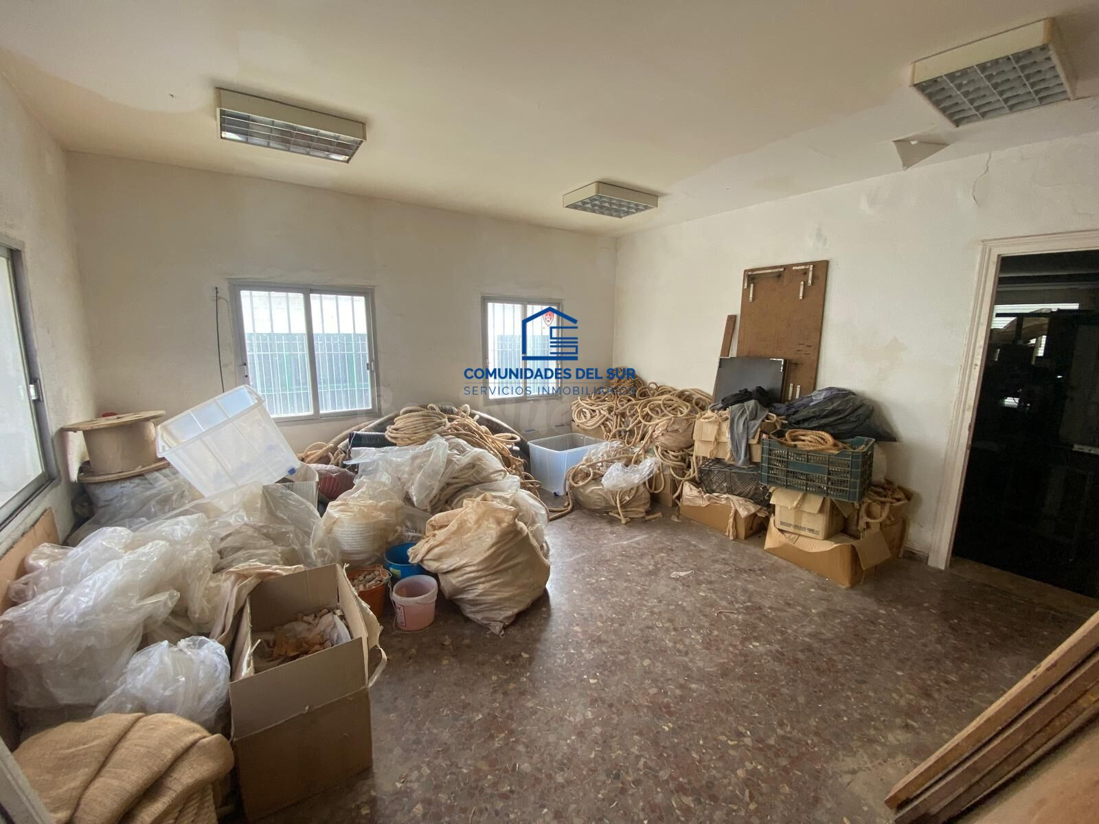 Edificio de Oficina en Venta Zona Franca de Cádiz - foto 3
