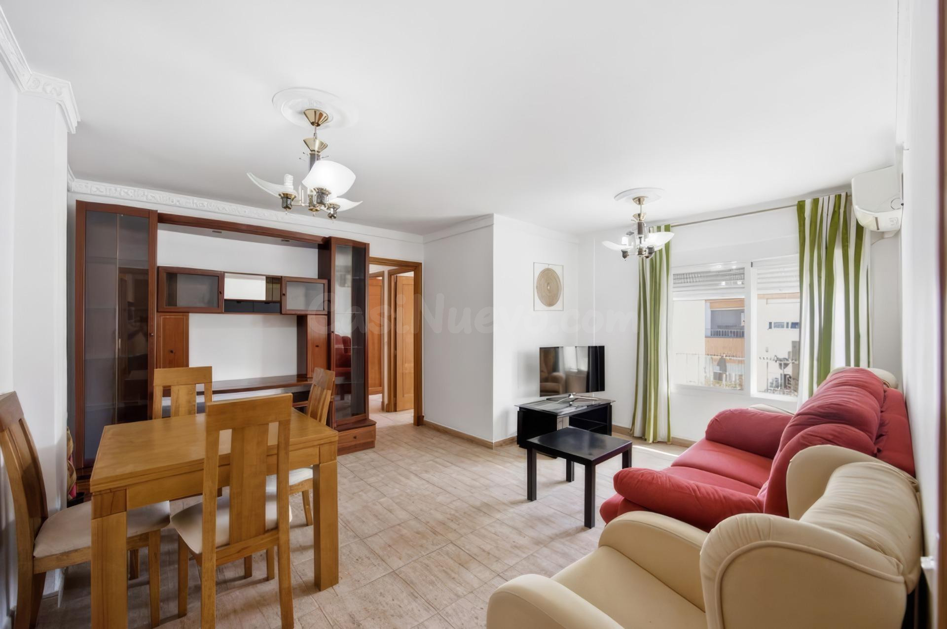 Piso reformado y listo para entrar a vivir en Urbanización Las Marismas.