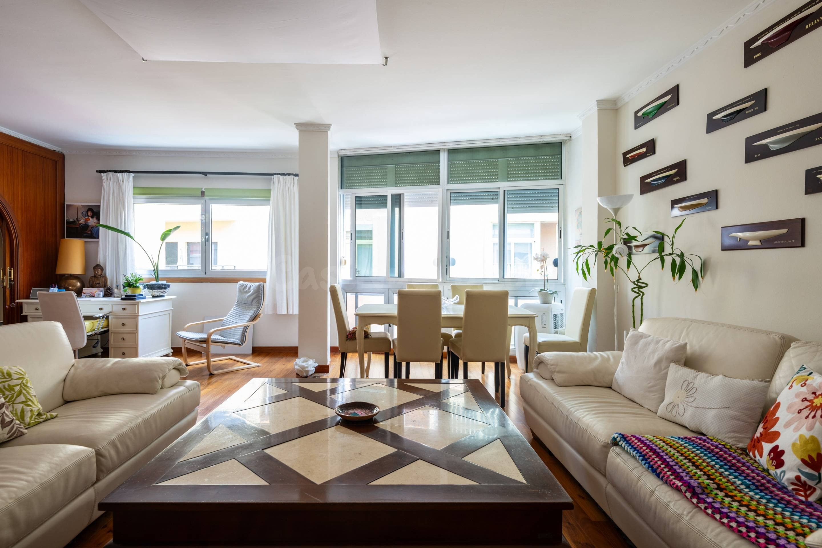 Piso en venta en Calle Ángel Guimerá - foto 3
