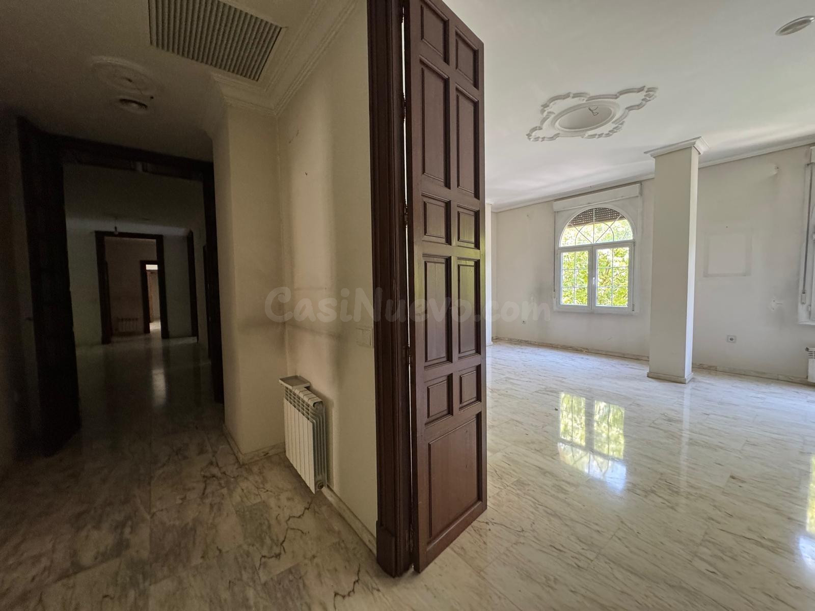ESPECTACULAR PISO SEÑORIAL DE 565 M2 EN GRAN CAPITÁN. JOYA Ú - foto 2