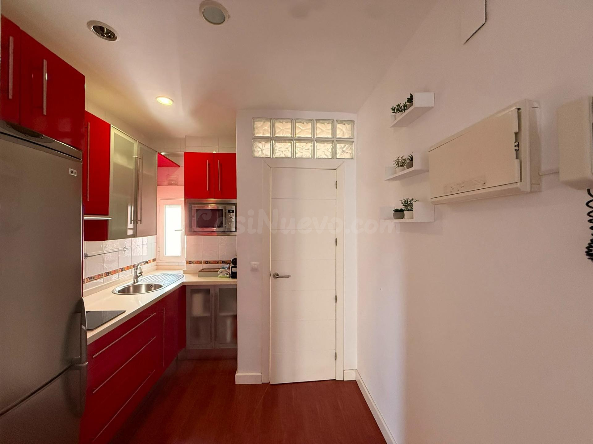 APARTAMENTO REFORMADO CON LICENCIA TURÍSTICA JUNTO AL AYUNTAMIENTO DE CÓRDOBA - foto 3