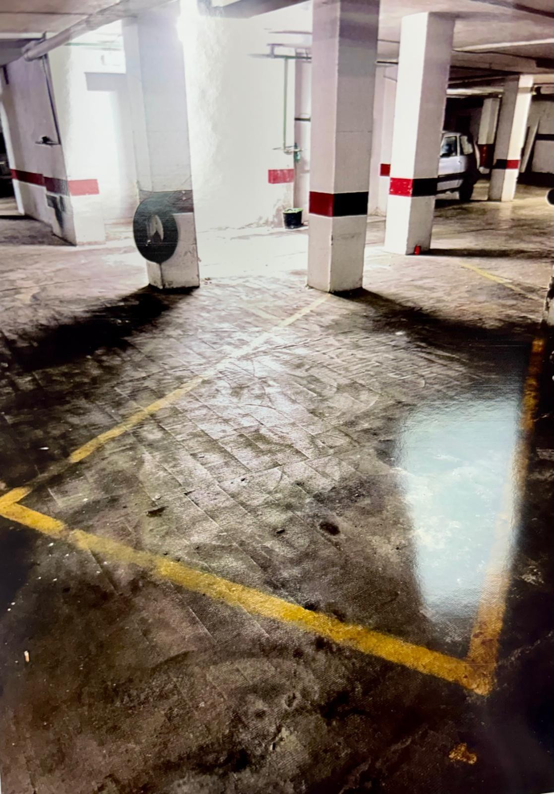 A LA VENTA PLAZA DE GARAJE EN PLENO CENTRO - foto 4