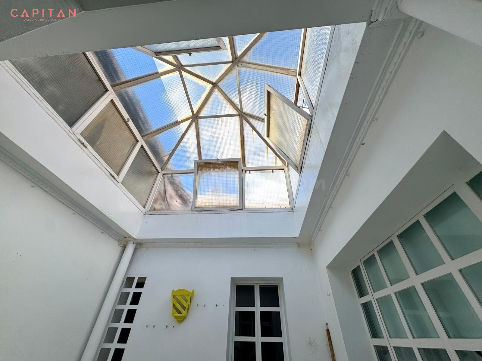 EXCLUSIVO ATICO CON AMPLIA TERRAZA Y GARAJE OPCIONAL EN PLEN - foto 3