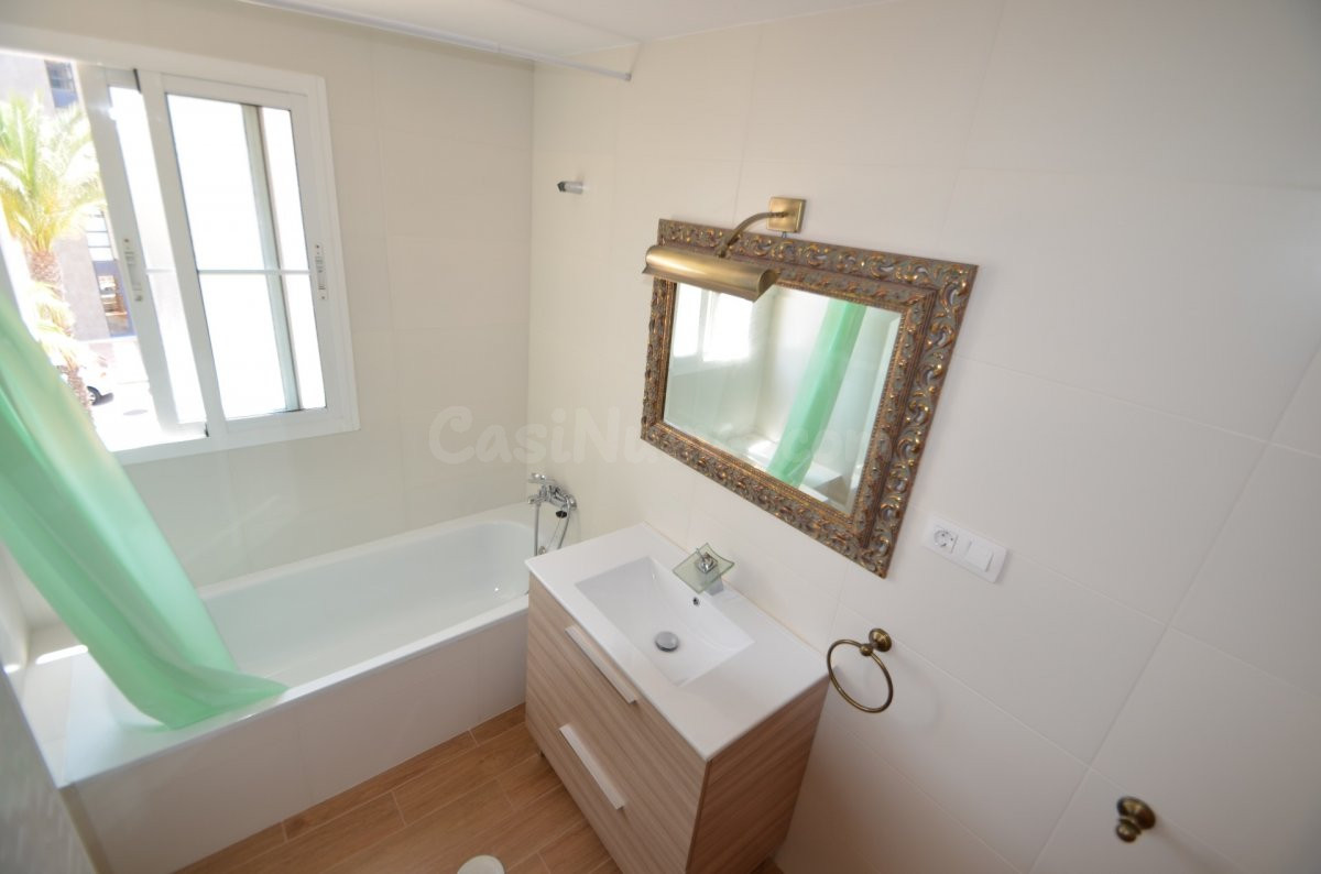 Alquiler, Piso, 1 dormitorio con garaje, Roquetas de Mar, Al - foto 3