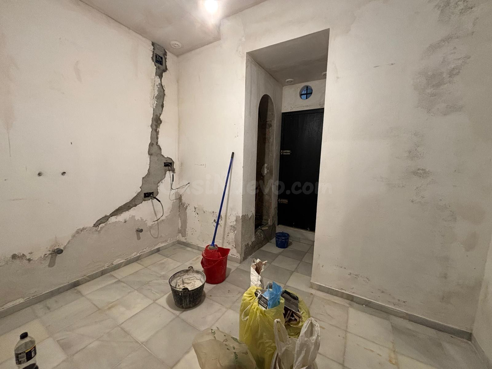 ¡Oportunidad en San Antonio! Planta baja diáfana con patio p - foto 4