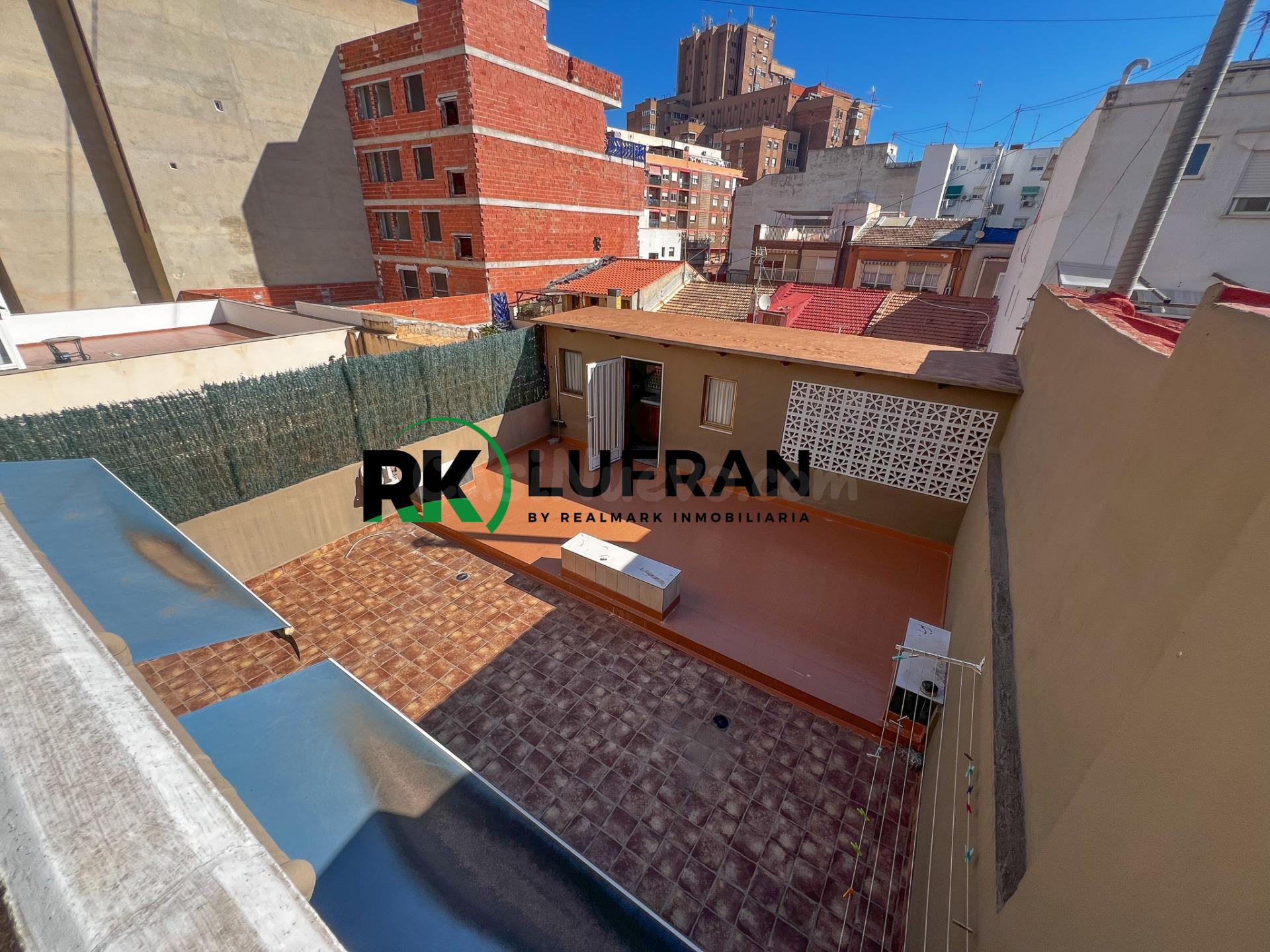 EDIFICIO EN VENTA EN CAROLINAS ALTAS - ALICANTE - foto 5