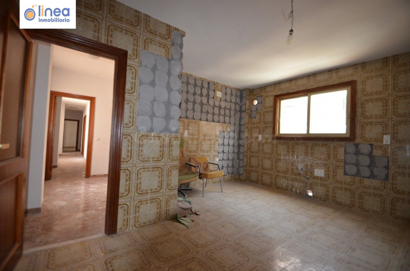 VENTA, PISO, ALMERIA CENTRO DE 4 DORMITORIOS 2 BAÑOS - foto 3