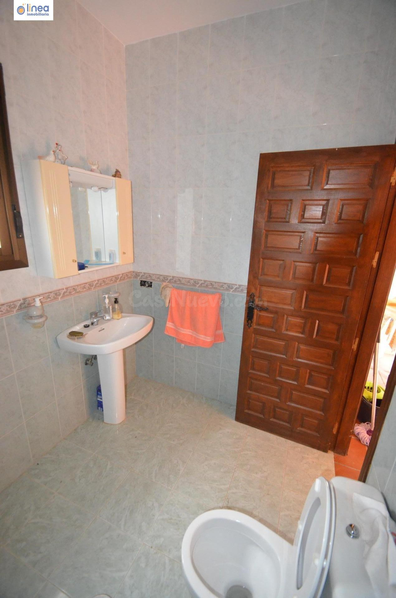 VENDEMOS FINCA DE OLIVOS CON CORTIJO RURAL EN ALCOLEA (ALMER - foto 5