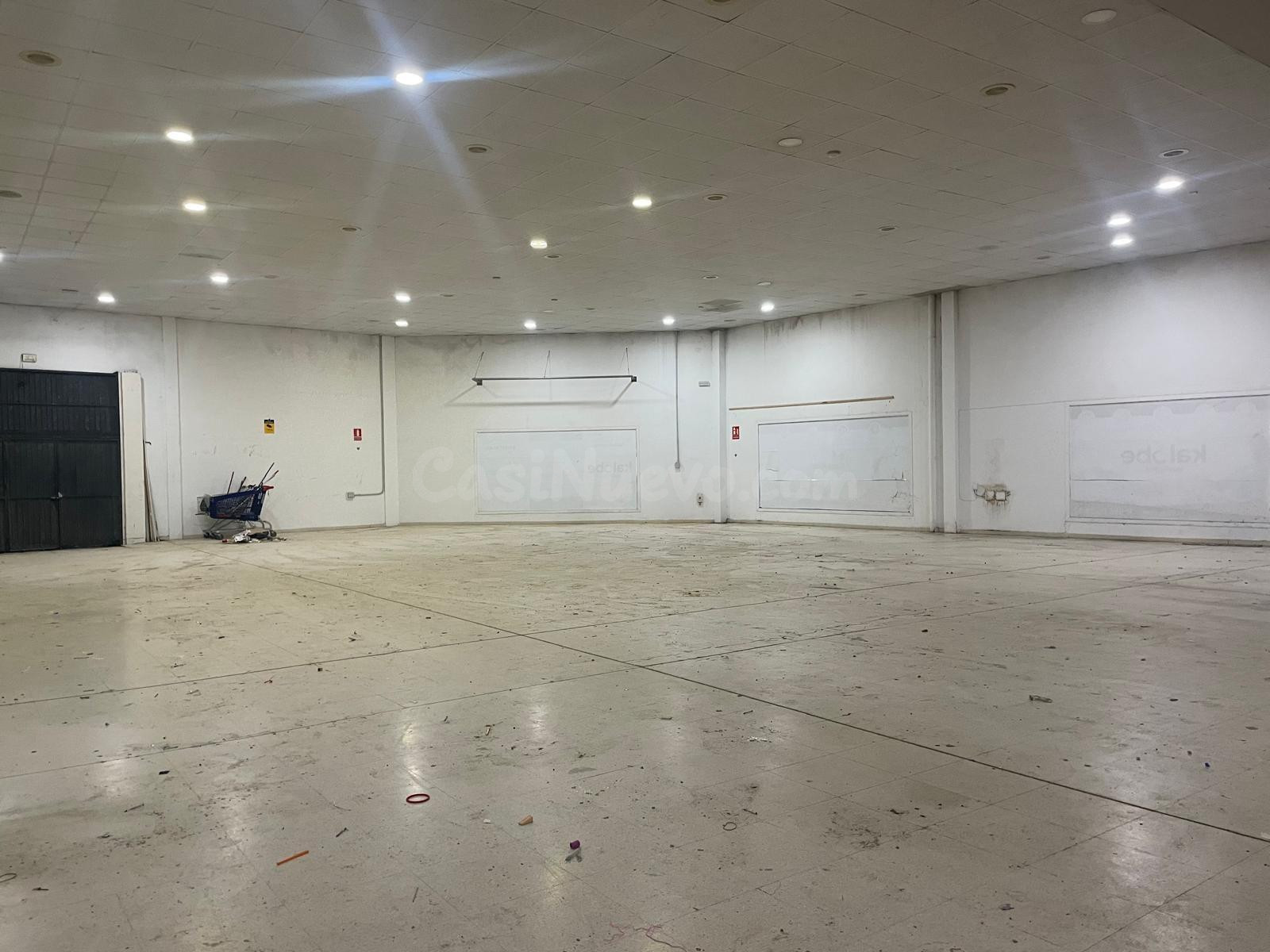 Nave Industrial en el Polígono El Palmar – El Puerto de Sant - foto 2