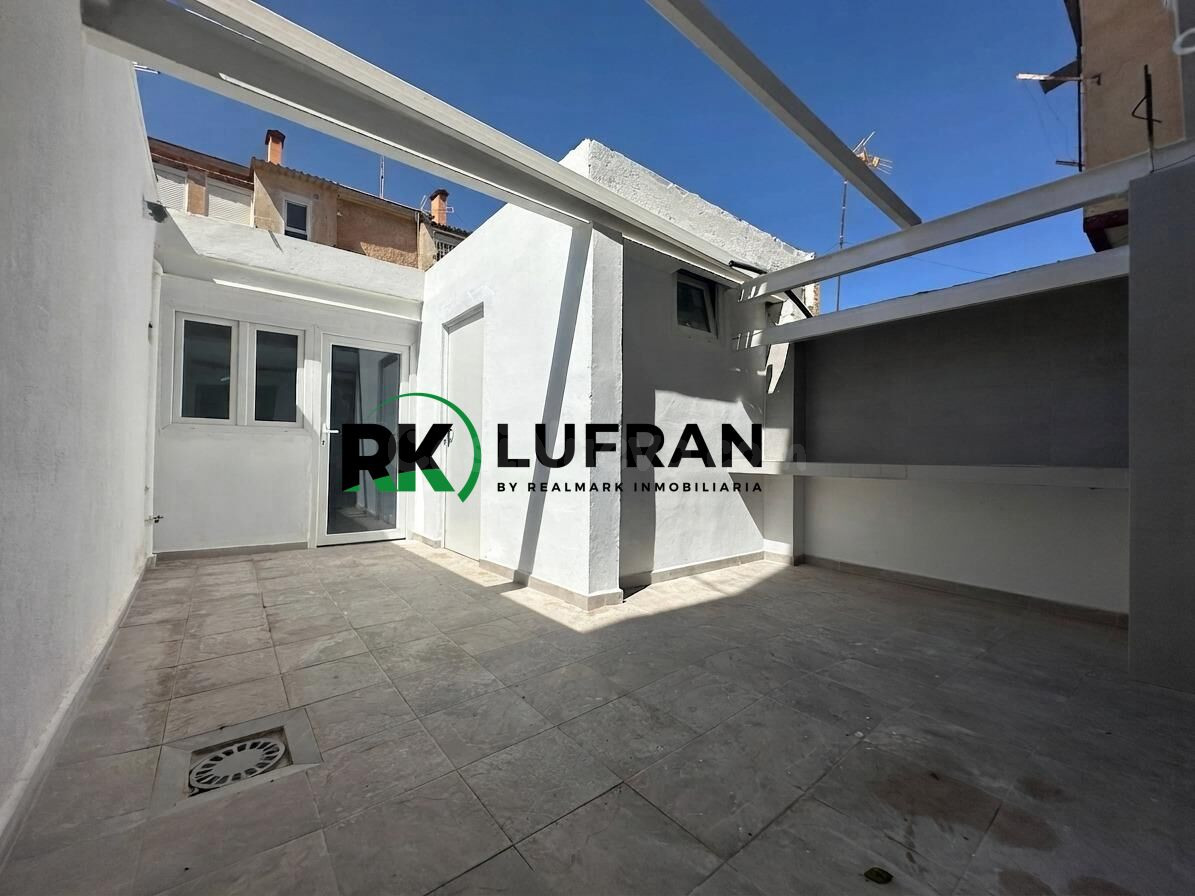 BAJO CON PATIO A LA VENTA EN CIUDAD DE ASÍS - ALICANTE