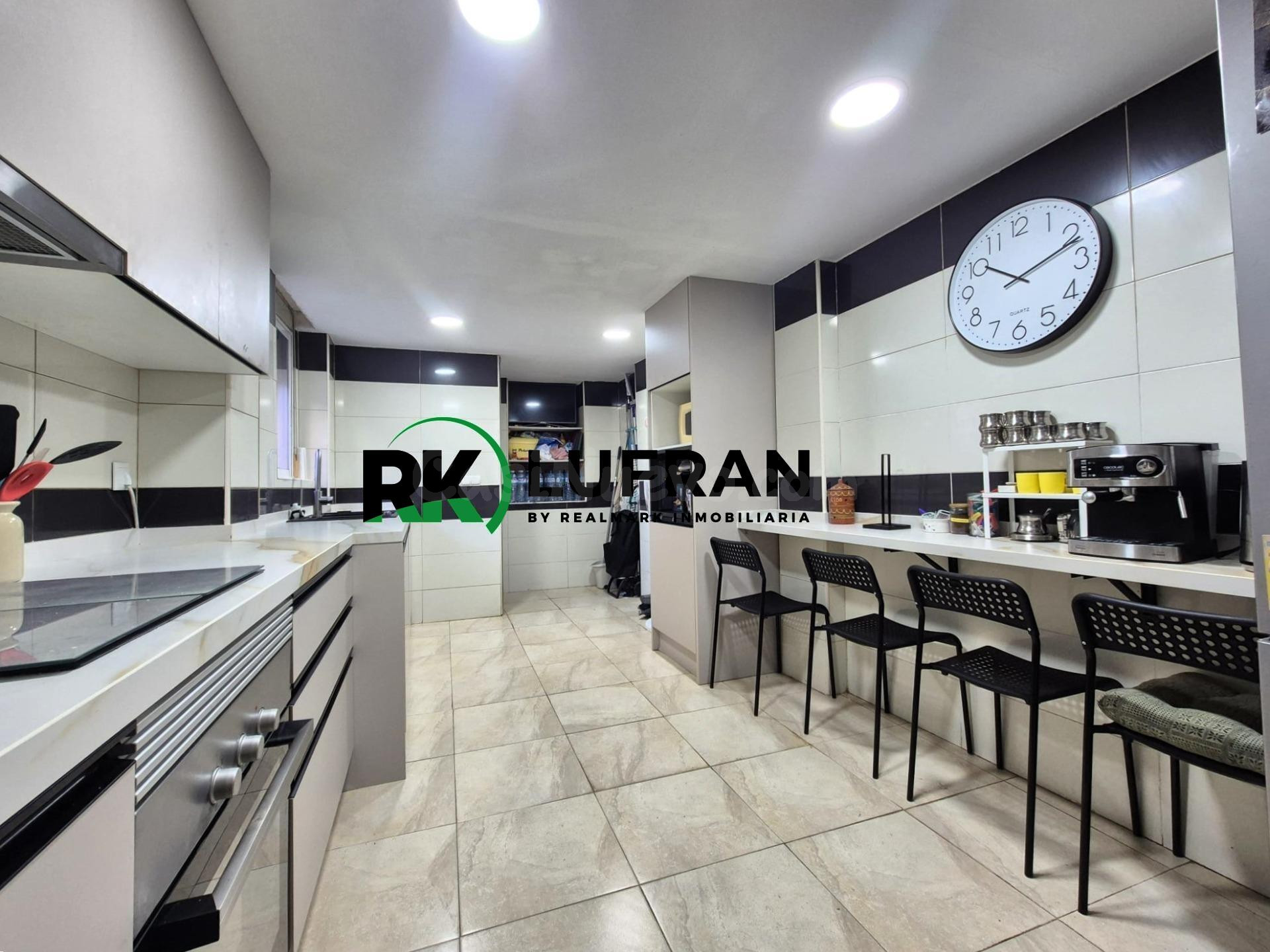 BAJO CON PATIO A LA VENTA EN CIUDAD DE ASÍS - ALICANTE - foto 4