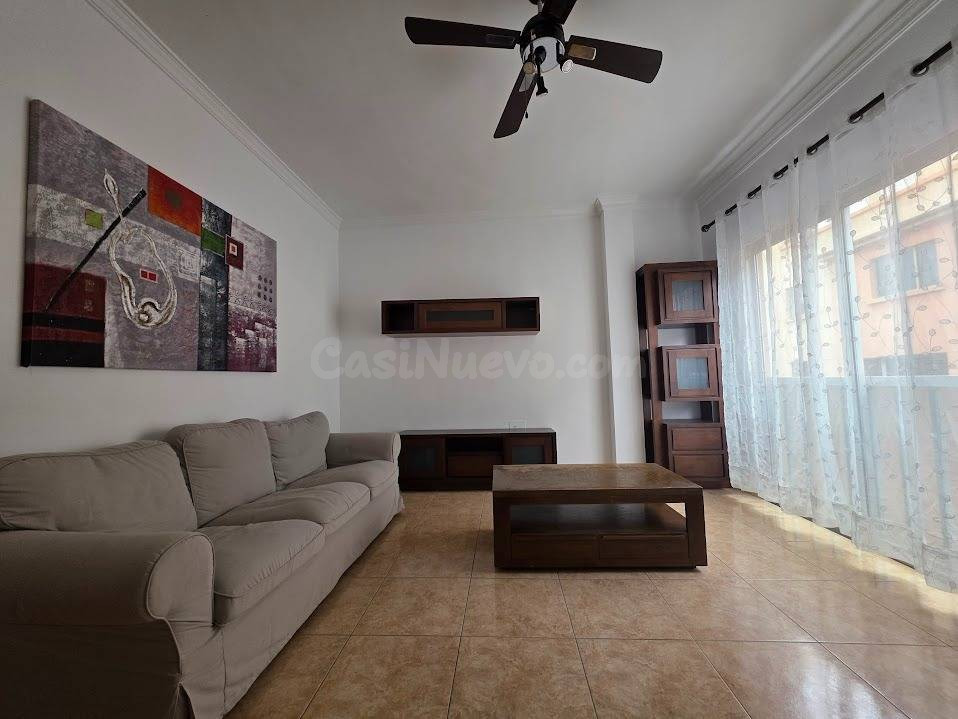 ¡Tu hogar junto a Las Canteras! Luminoso piso de 3 habitacio - foto 3