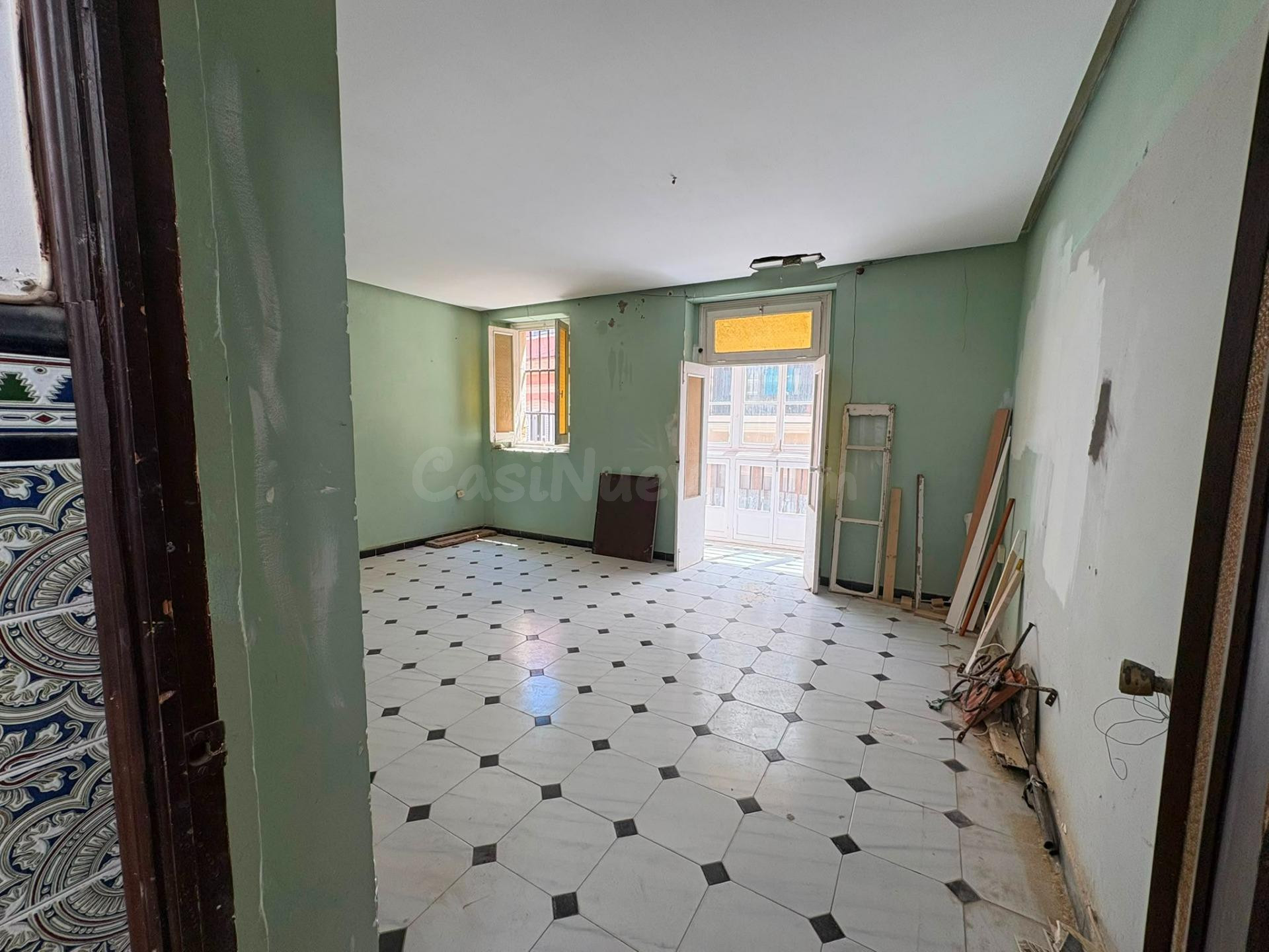 114 m2 para diseñar tu hogar en pleno centro de Cádiz | Junto al Mercado Central