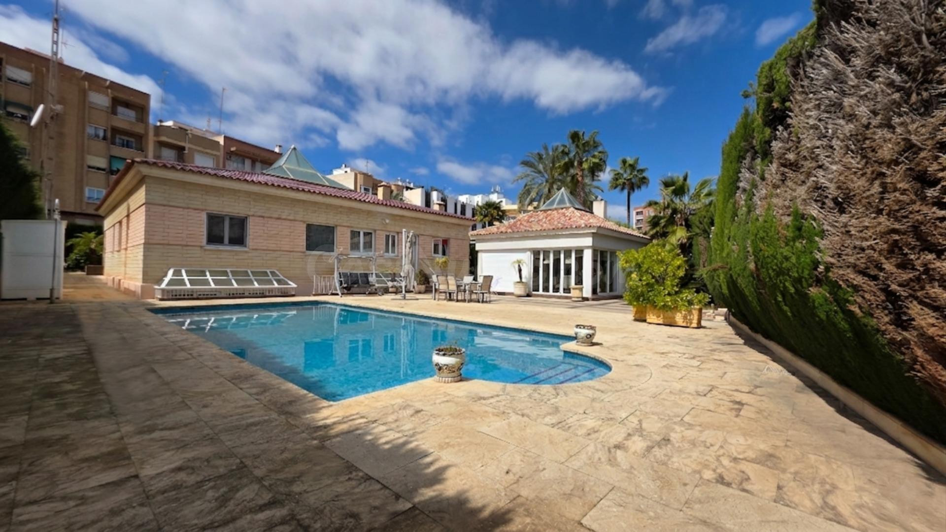 CHALET EN VENTA EN CIUDAD JARDIN ELCHE ALICANTE