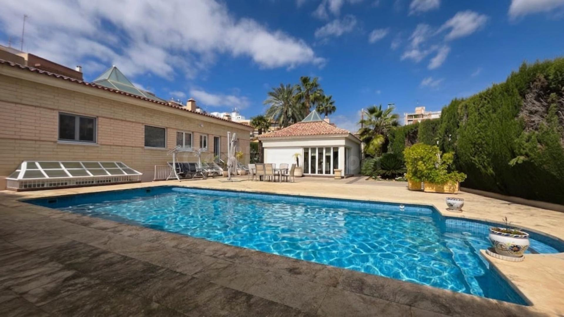 CHALET EN VENTA EN CIUDAD JARDIN ELCHE ALICANTE - foto 5