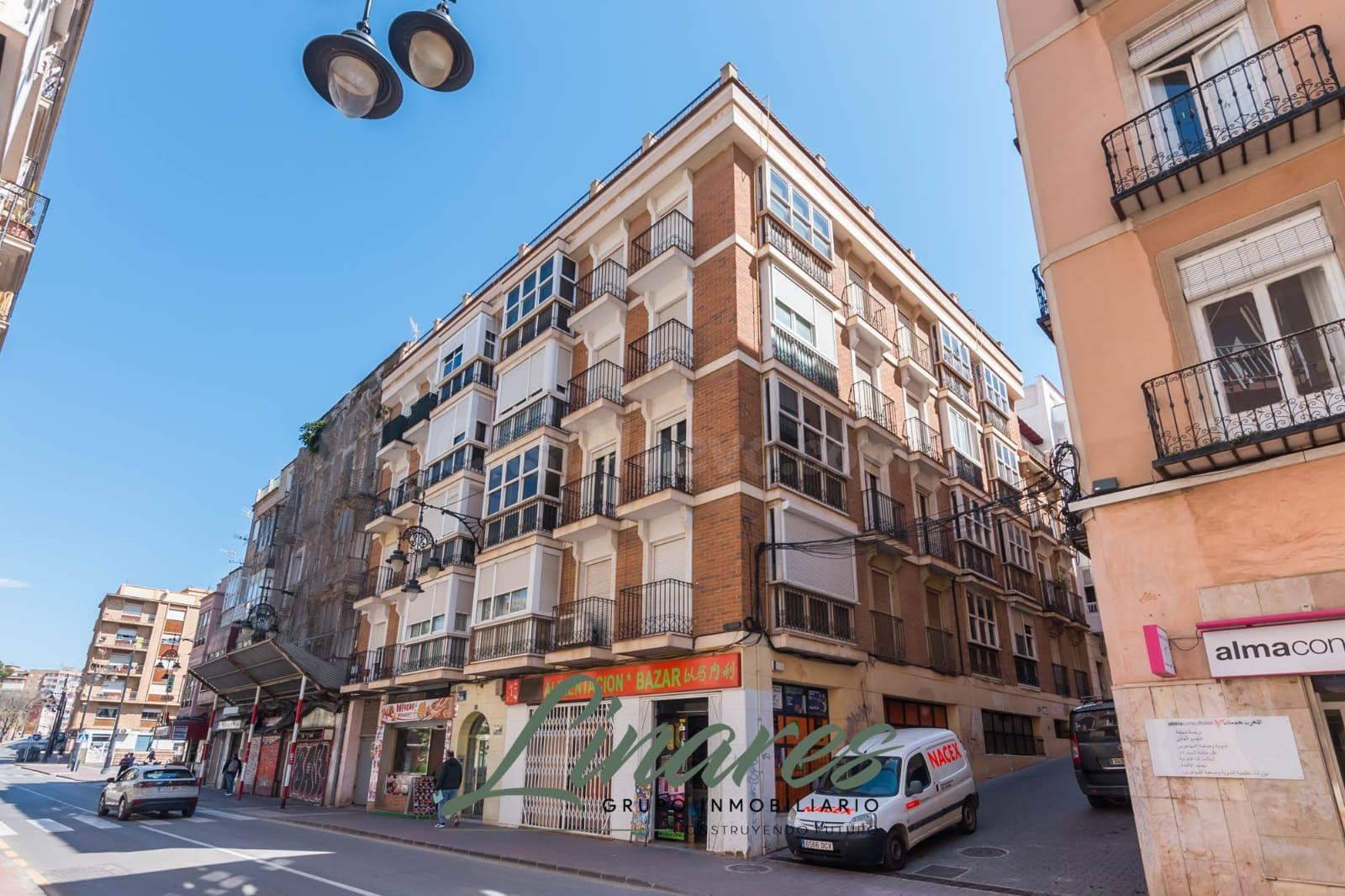 Se vende plaza de parking en sótano en calle Duque, Cartagen