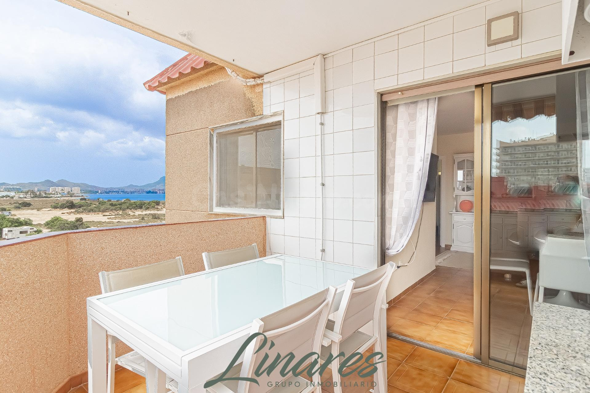 Apartamento en venta km 1 de La Manga - foto 4